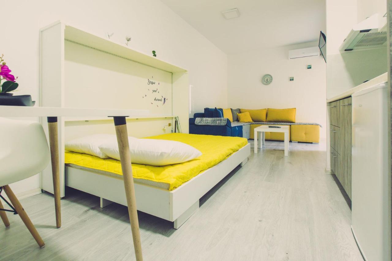 Hristovi Apartments Skopje Luaran gambar