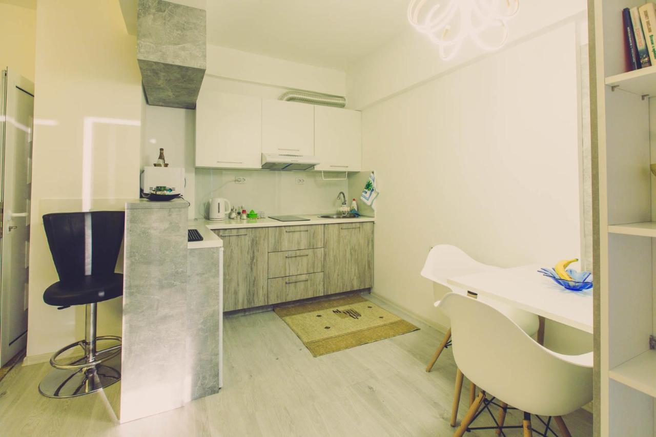 Hristovi Apartments Skopje Luaran gambar