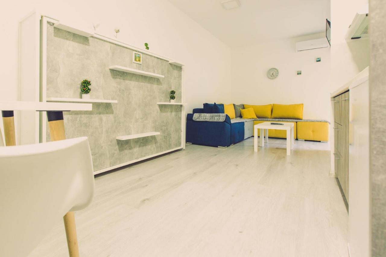 Hristovi Apartments Skopje Luaran gambar