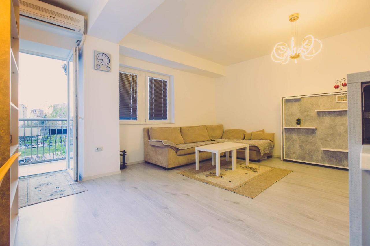 Hristovi Apartments Skopje Luaran gambar