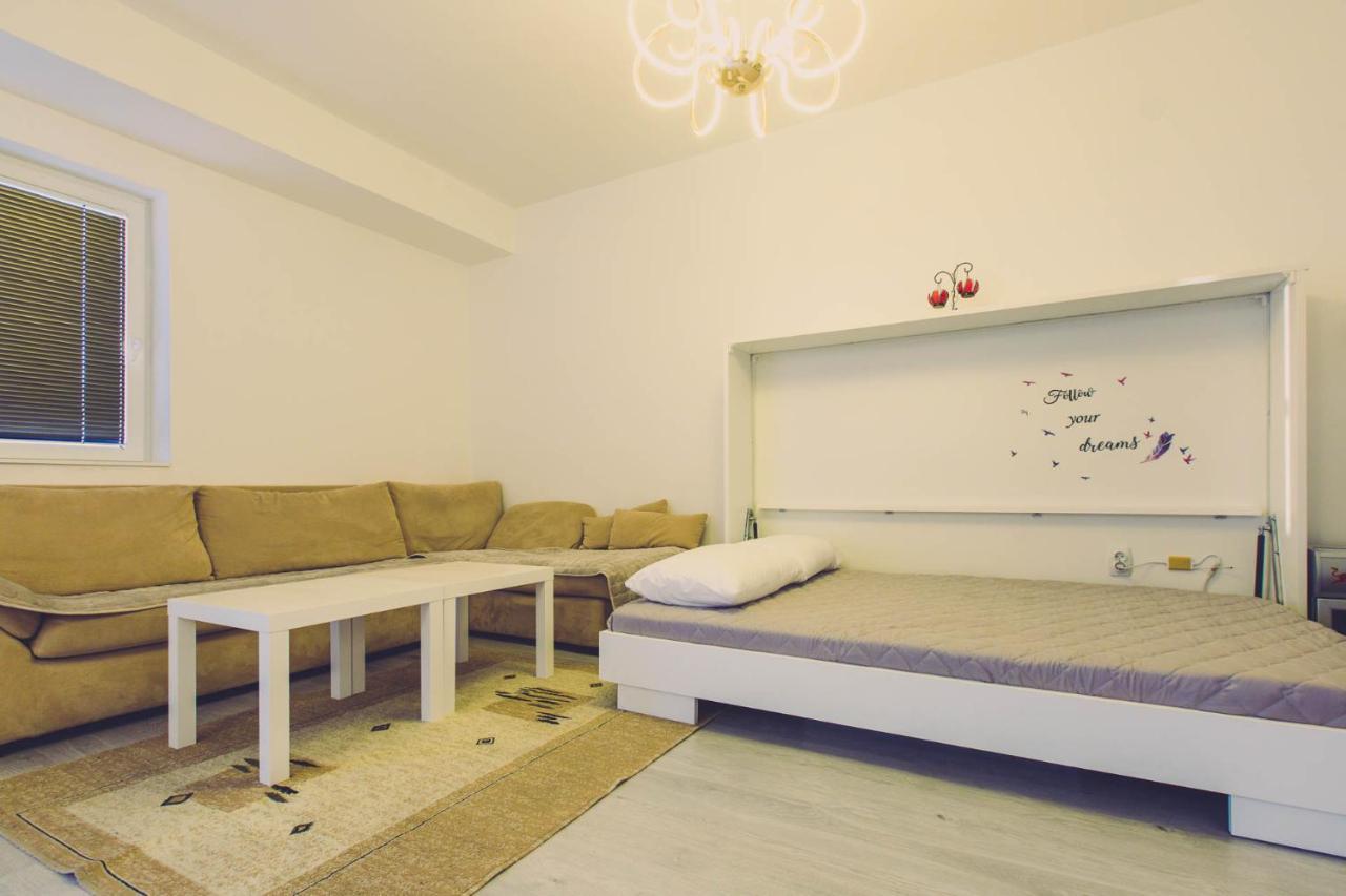 Hristovi Apartments Skopje Luaran gambar